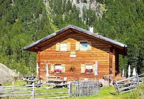 Morterer Alm - Alpine Hut