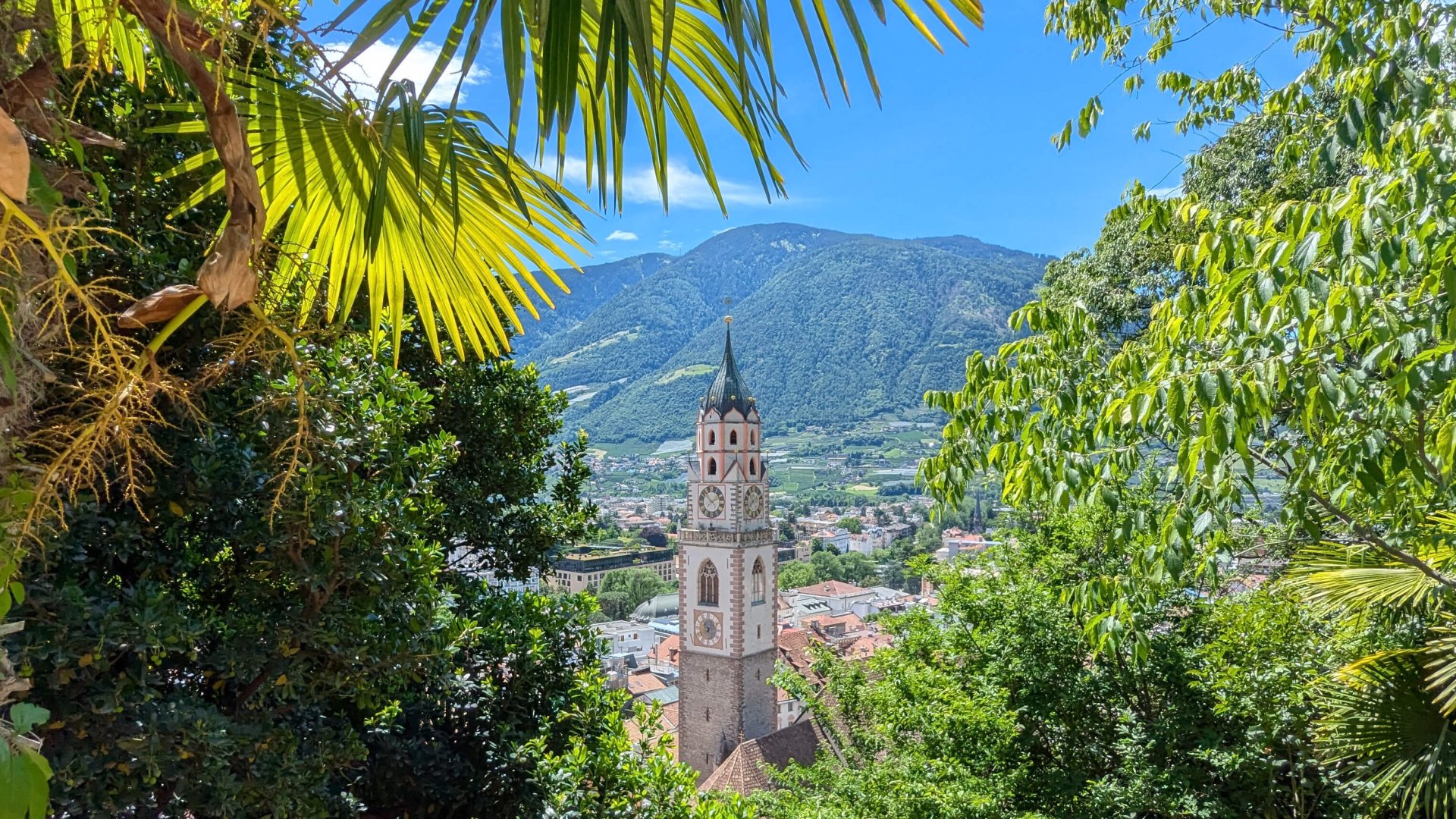 Meran - Tappeinerweg 2025 mit Pfarrkirche