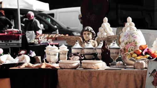 Flohmarkt in der Meraner Meinhardstraße